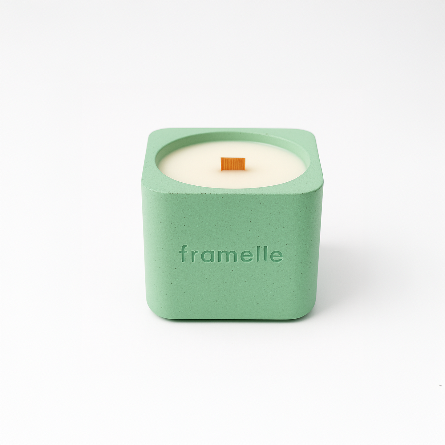 Odun Kokulu Mum 300gr (40 Saat) - Framelle Signature Serisi
